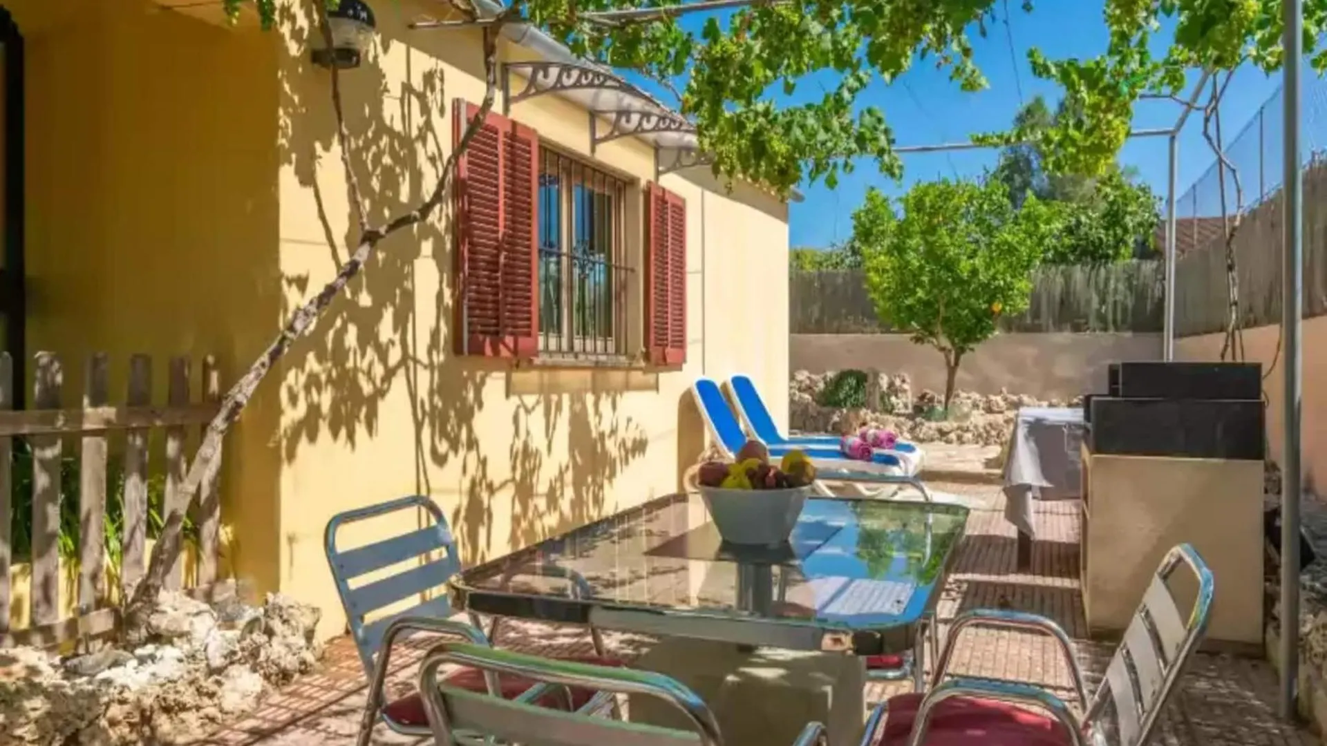 Remarkable Country House In Algaida Spain