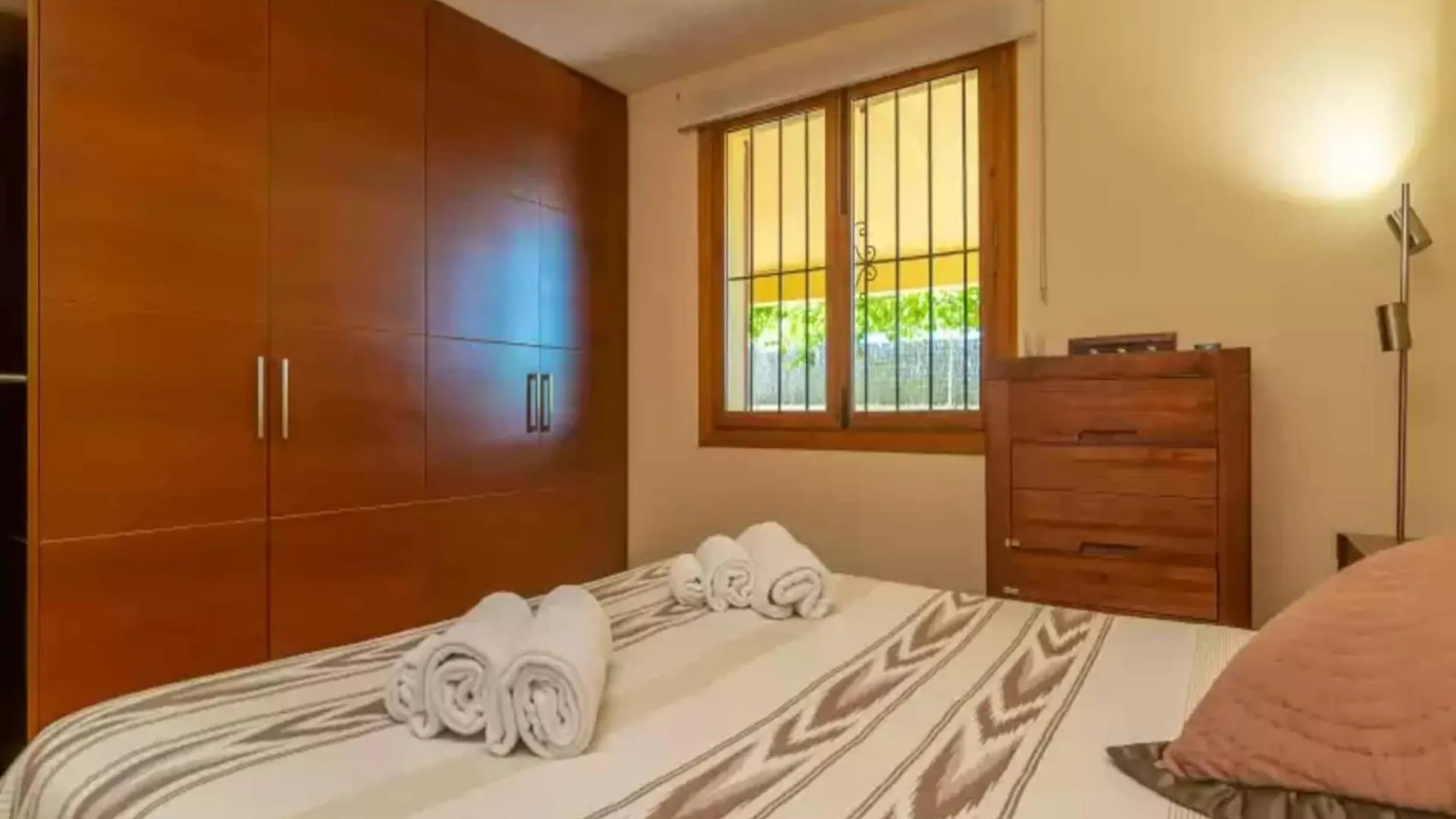 Remarkable Country House In Algaida