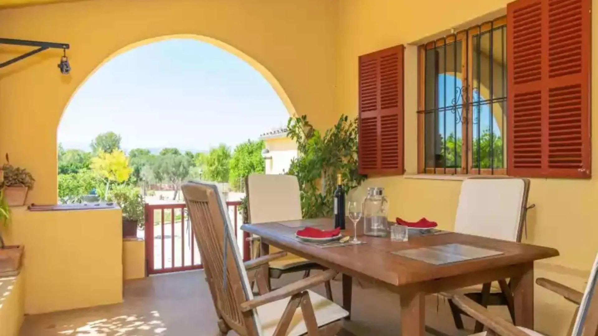 Remarkable Country House In Algaida Chalet